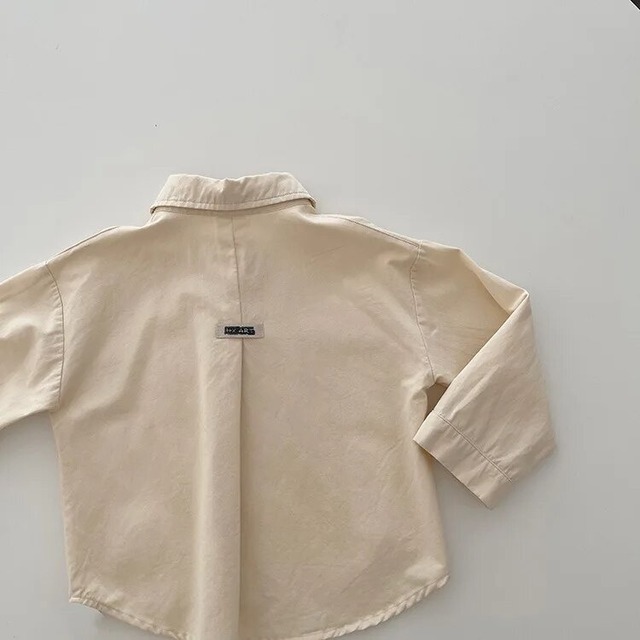 【取寄】使い勝手抜群な英字入りカジュアルシャツ