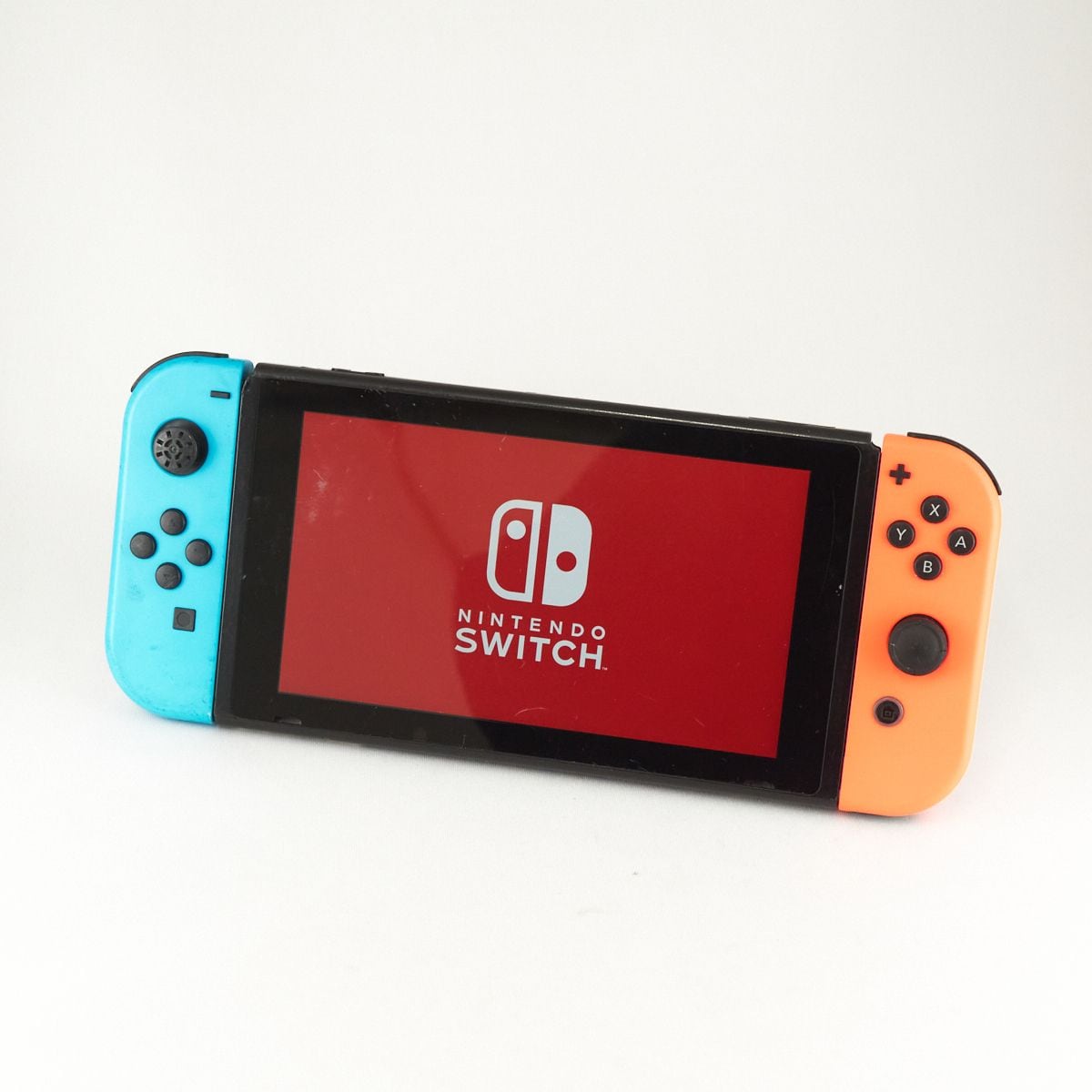 任天堂 ニンテンドースイッチ NINTENDO SWITCH  HAC-001他は美品な状態だと思います