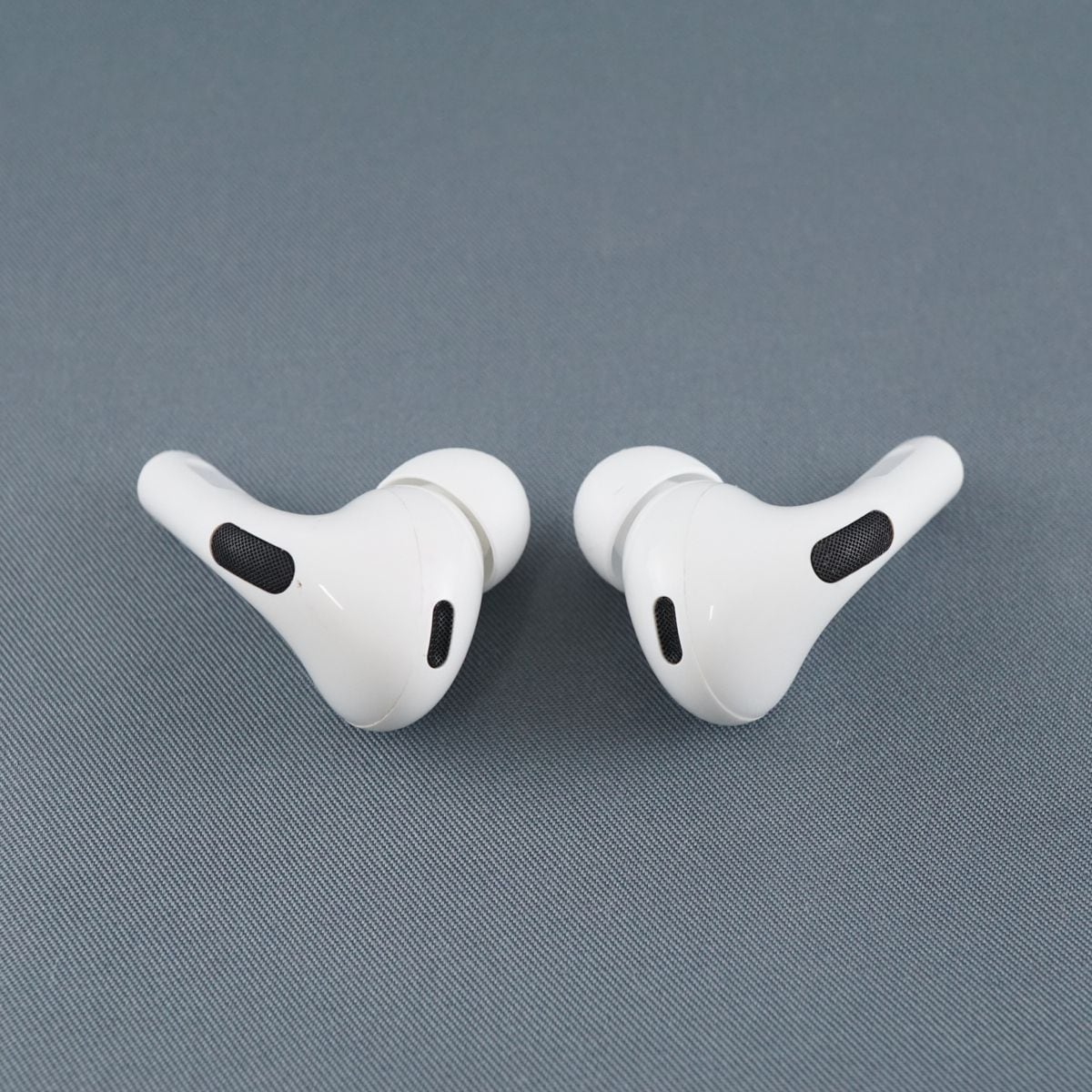 Apple AirPods Pro 2 USED美品 エアーポッズ プロ ワイヤレスイヤホン