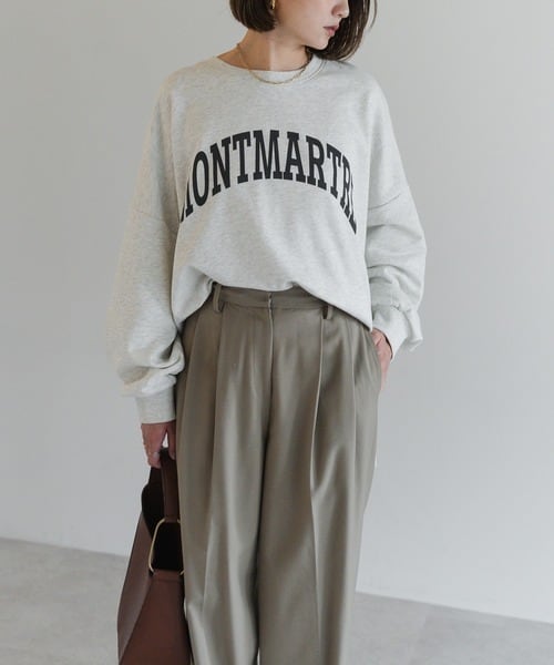 カレッジ風スウェットプルオーバー