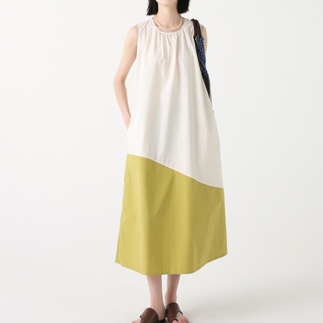 Bicolor sleeveless dress