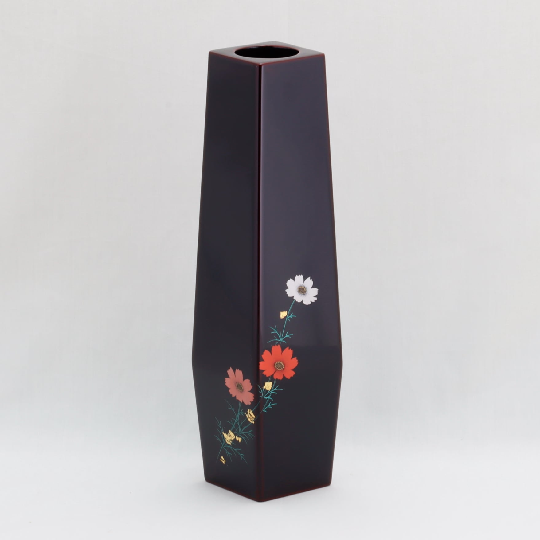 915-2 輪島塗 花器/角胴張形/溜塗/秋桜沈金 | 輪島塗 加藤 915-2 輪島塗 花器/角胴張形/溜塗/秋桜沈金 | 輪島塗 加藤