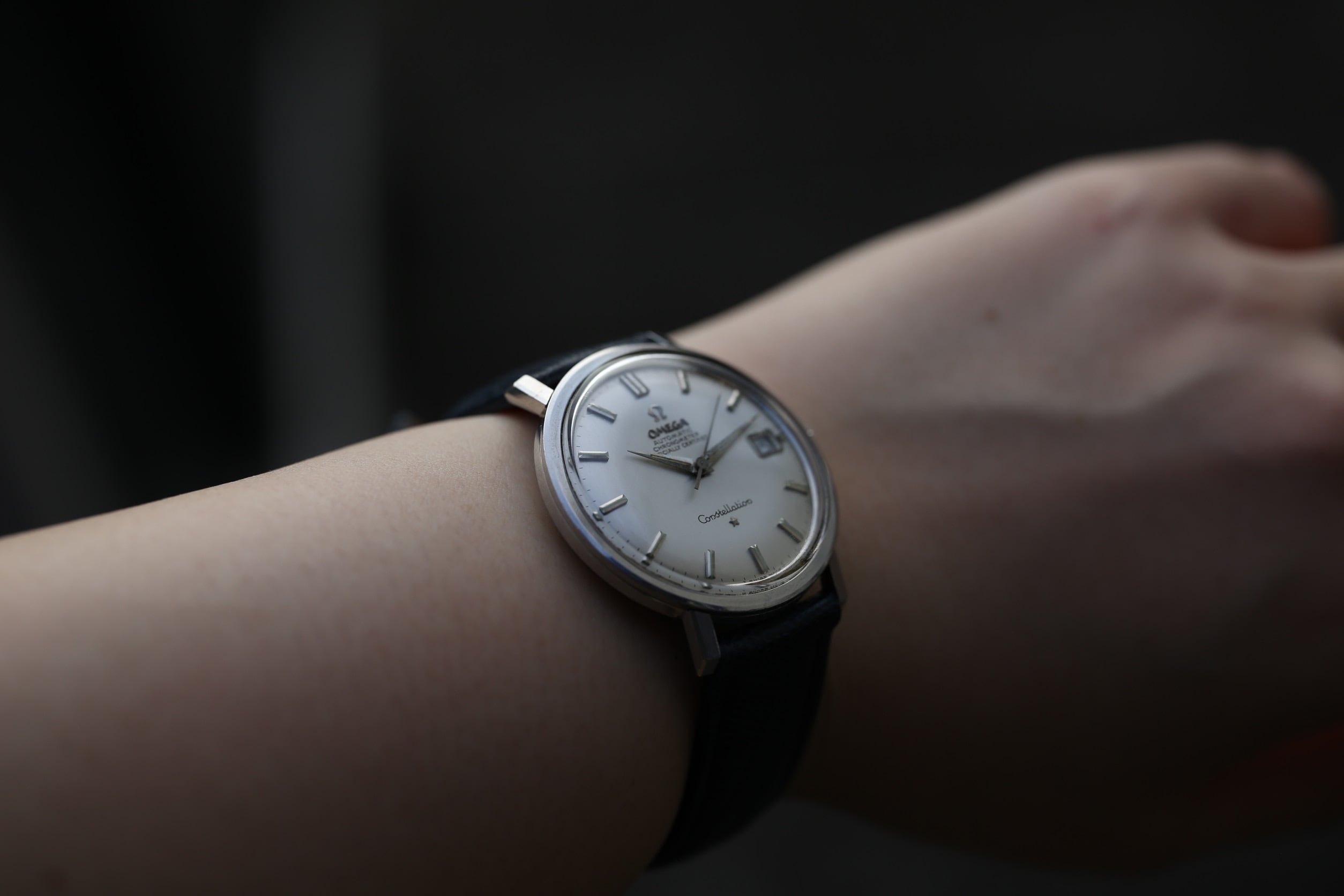 OMEGA】 1966年製 コンステレーション デイト ボンベダイヤル 格納竜頭