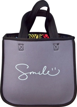 ネオプレン生地 ハワイアン ミニトートバッグ 幅24×高さ22×マチ13.5cm SMILE グレー リバーシブルなので色々なシーンで使い分け お出かけ ランチバッグ お散歩にぴったり エンプレットベール