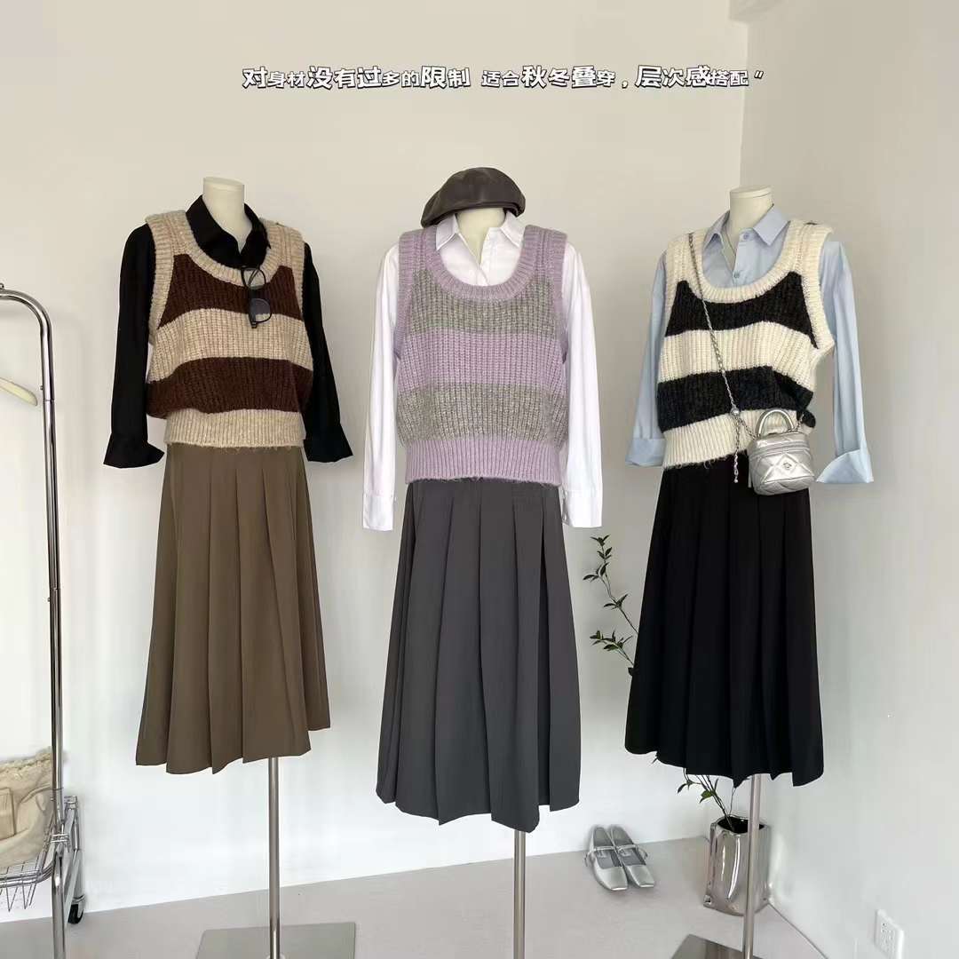 ボーダーニットベスト　AJ22231-6099