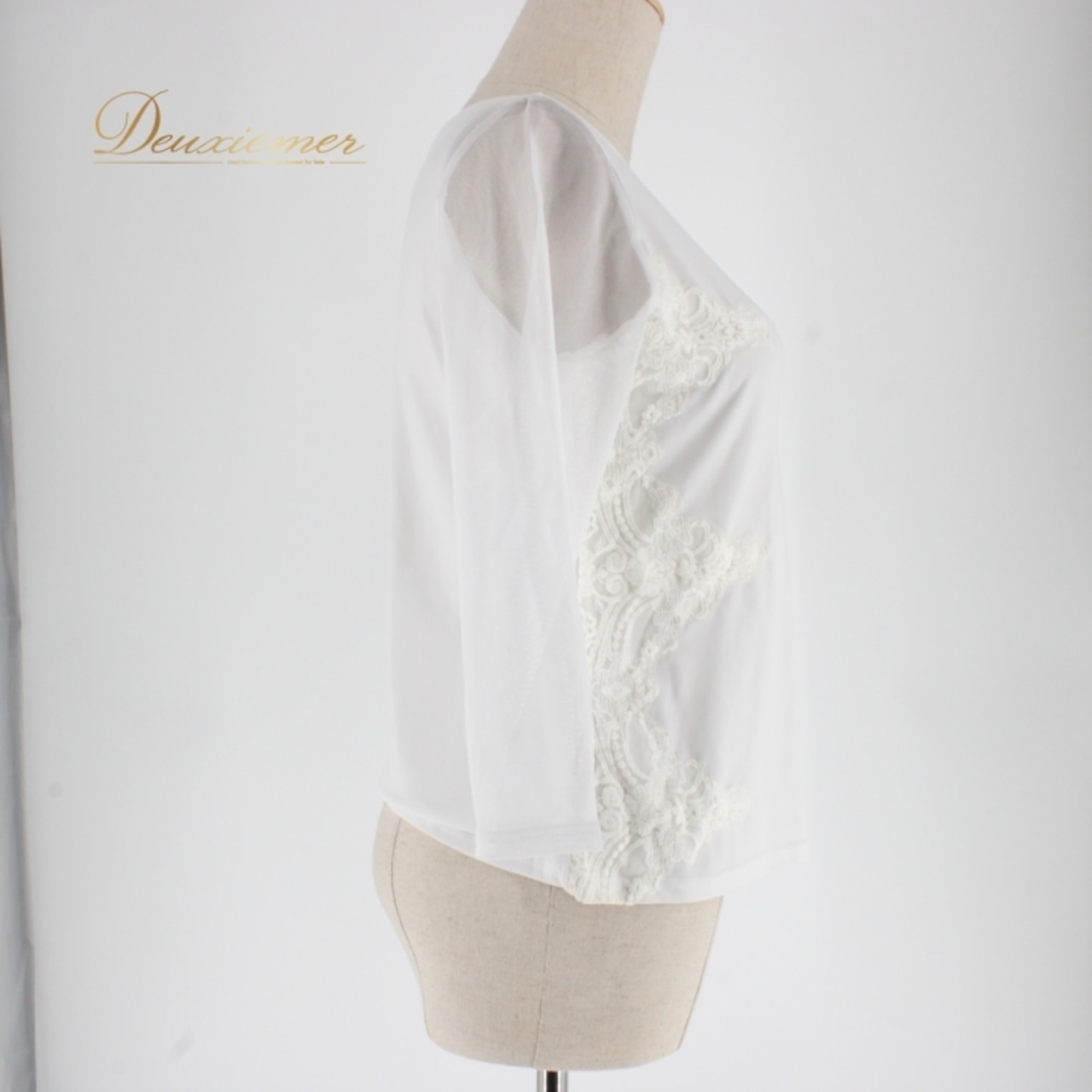 社交ダンス 衣装 スタンダード トップス レッスンウェア レディース 白 ICHIOKU イチオク ホワイト系 レース 練習着 長袖 フォーマル 薄手 フェミニン おしゃれ カジュアル シンプル 上品 洗練された デザイン 伸縮性 ポリエステル素材 高品質 ダンス練習用 ルームウェア 体型カバー スタイリッシュ トップスエレガント プロフェッショナル ダンス用品 競技用