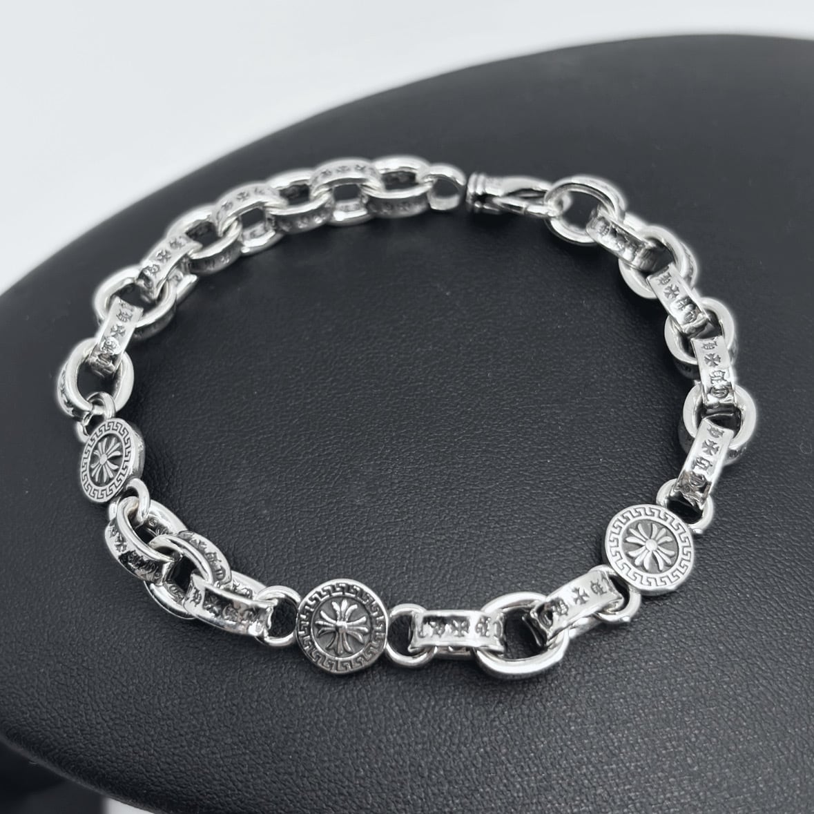 BRACELET | crossluxury