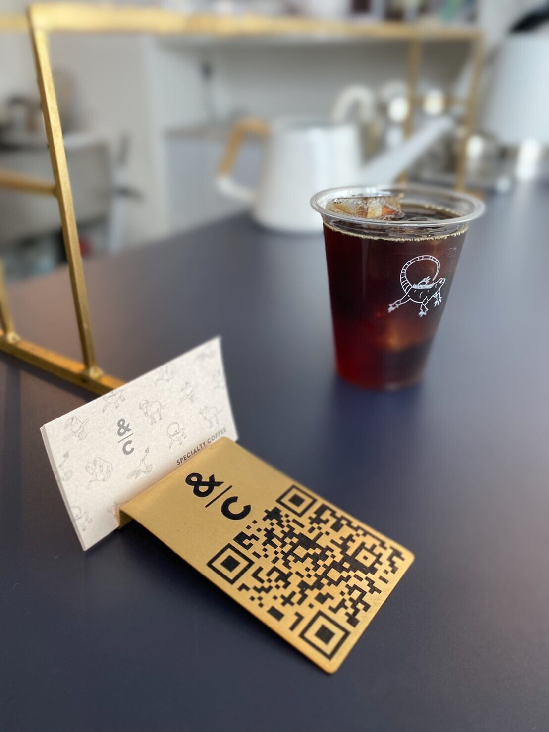 受注生産】QRコード付き真鍮カードスタンド | connect a to b 受注生産】QRコード付き真鍮カードスタンド | connect a to b
