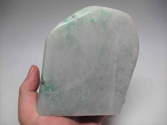 【送料無料】【高品質】ミャンマー産天然翡翠 no.1