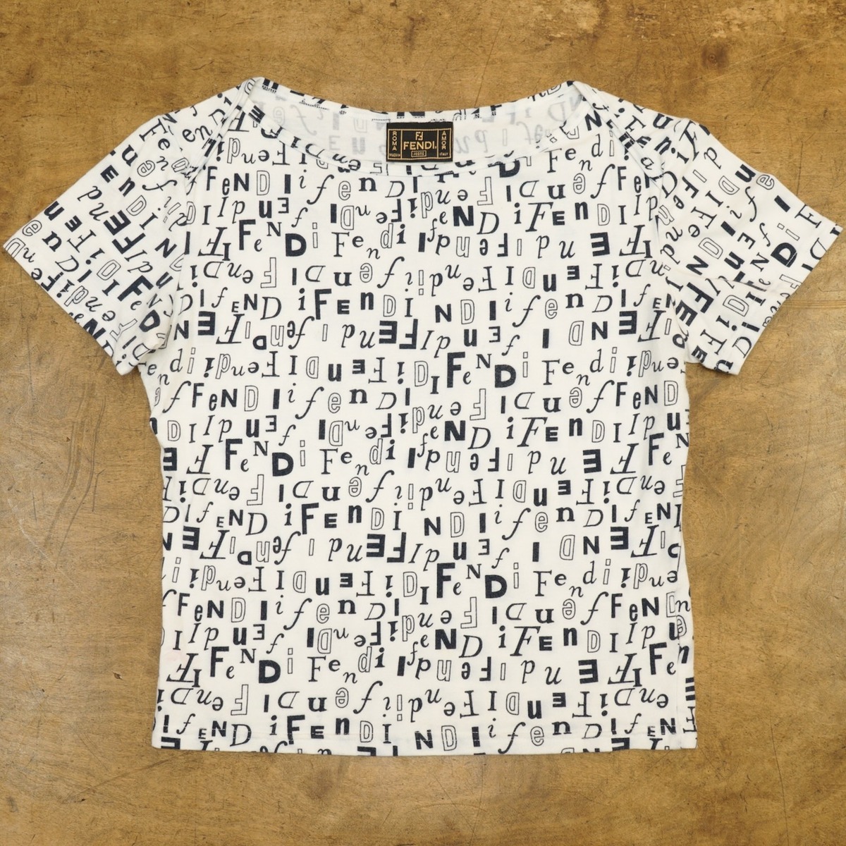 2721R2 FENDI jeans フェンディ MADE IN ITALY Tシャツ カットソー 