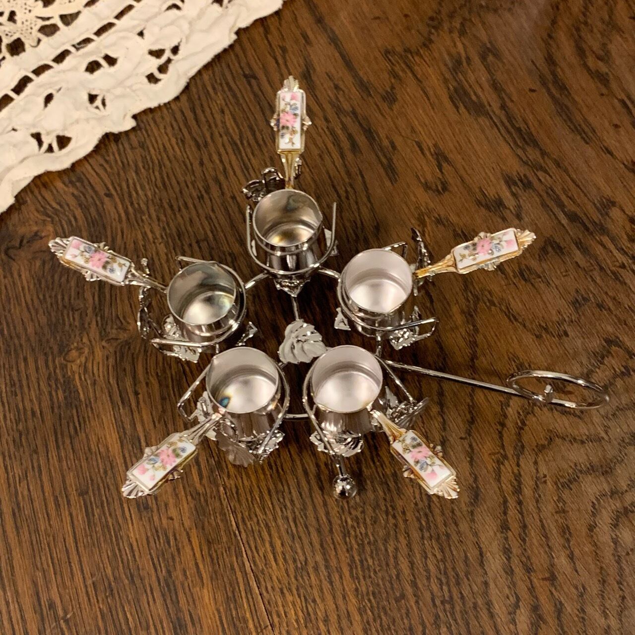 レトロ 感満載な ミルクピッチャースタンド ビンテージ メタル Polonaise ポロネーズ