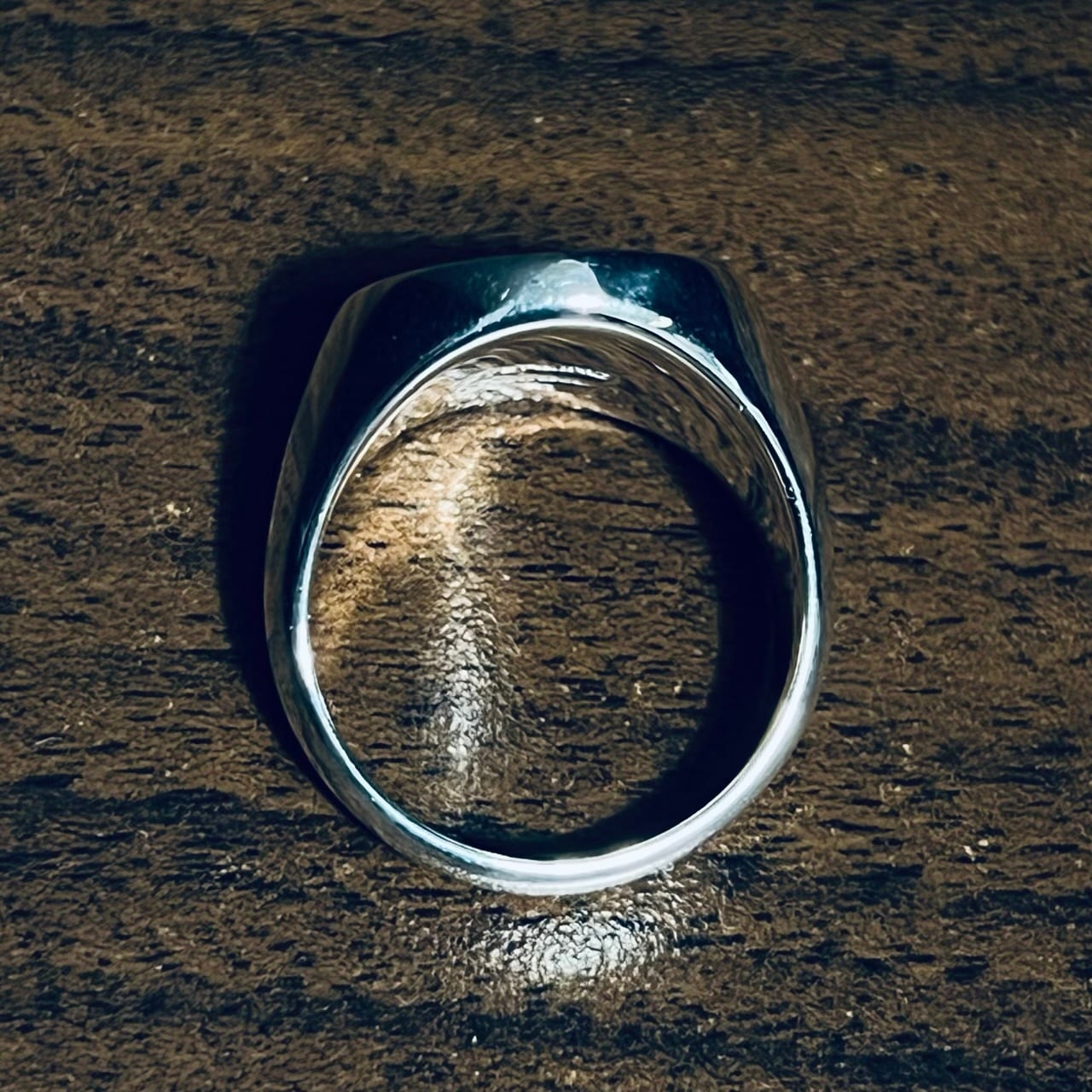 VINTAGE TIFFANY & CO. Oval Signet Ring Heavy Weight Sterling VINTAGE TIFFANY & CO. Oval Signet Ring Heavy Weight Sterling