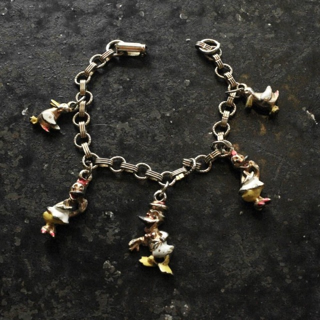 Vintage Disney Souvenir Charm Bracelet [WALT DISNEY PRODUCTIONS] Donald Duck