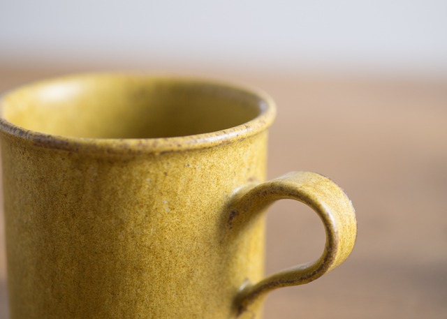 SHIROUMA コーヒーカップ 芥子色（マグカップ）／長谷川 哲也