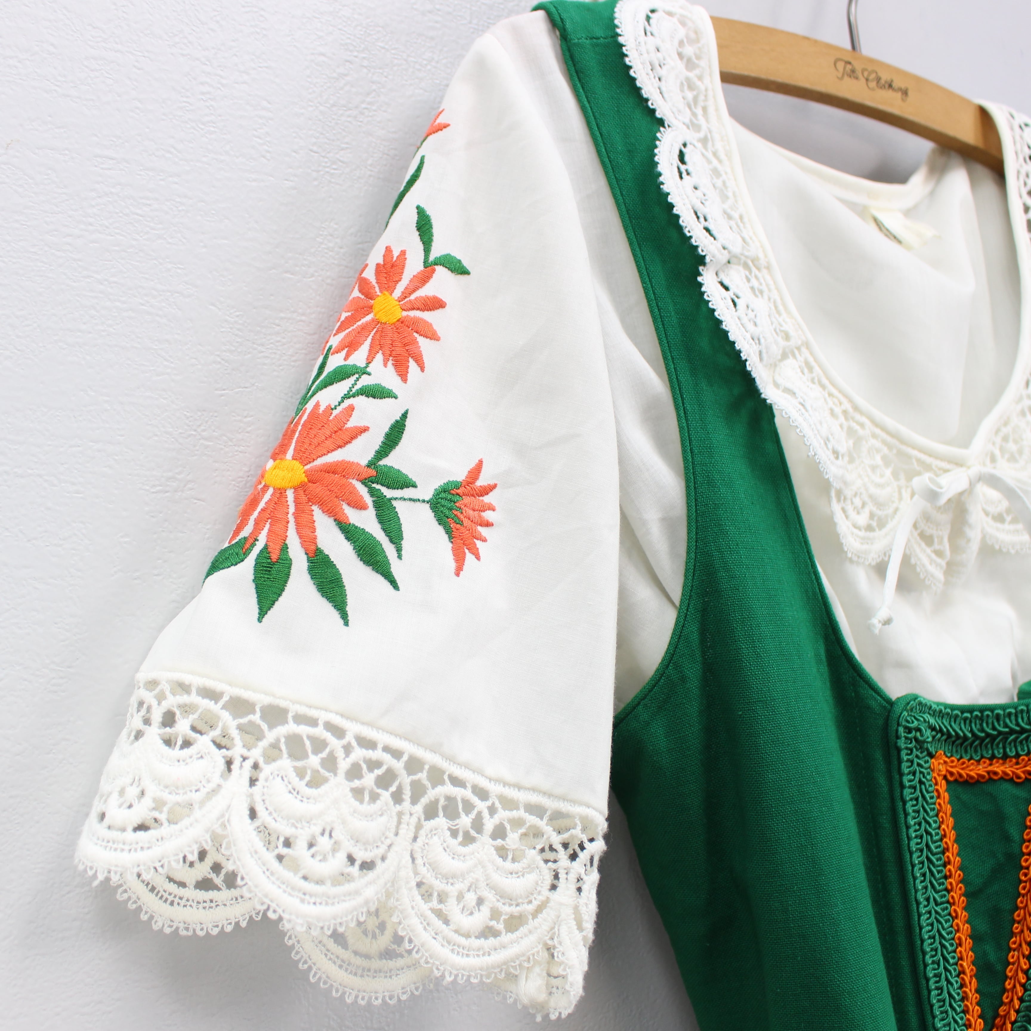 SPECIAL ITEM* EU VINTAGE DIRNDL DESIGN TYROLEAN ONE PIECE FULL SET