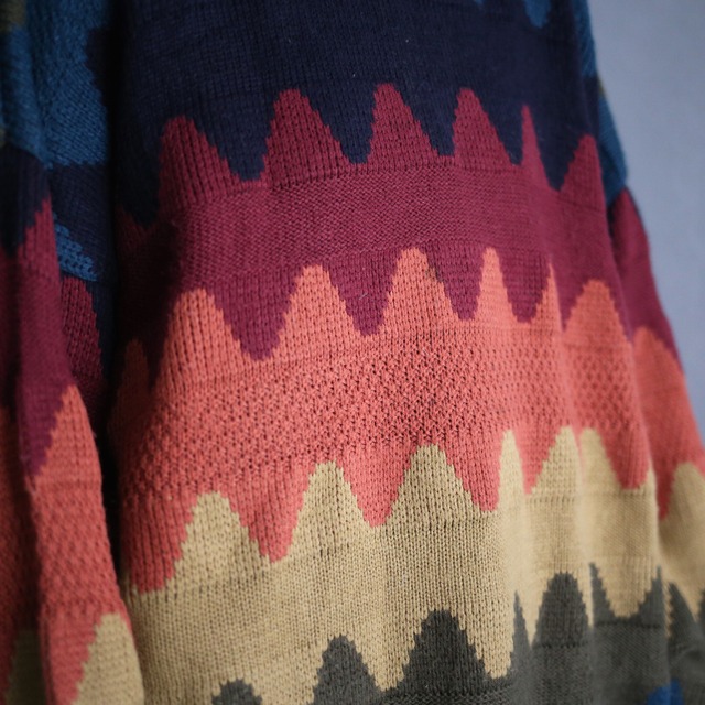 "ウネウネ" multi color art graphic pattern loose sweater
