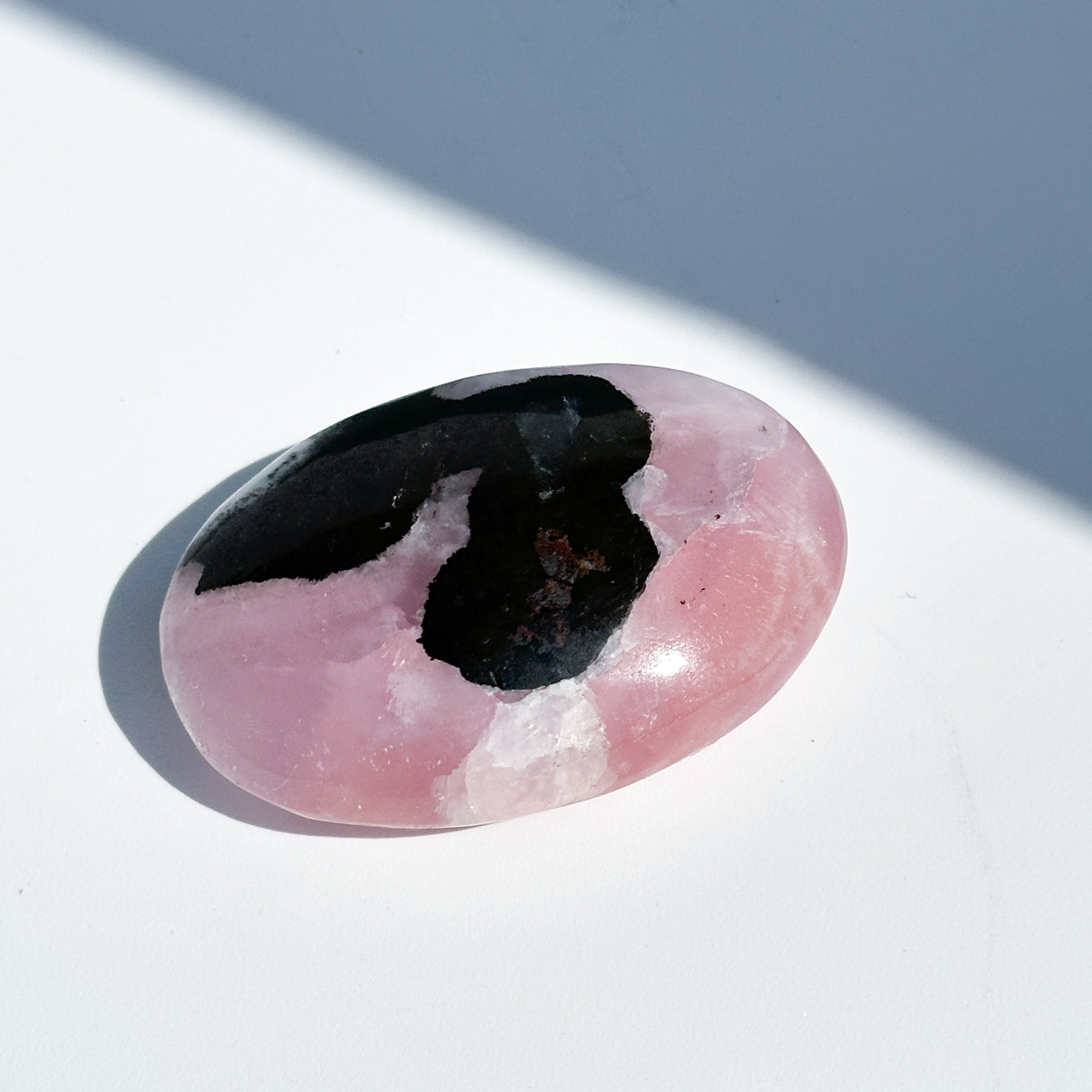 ピンクアラゴナイト パームストーン 72◇Pink Aragonite Palm Stone