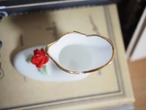 赤い薔薇とハートのポーセリンブーツ 画像9