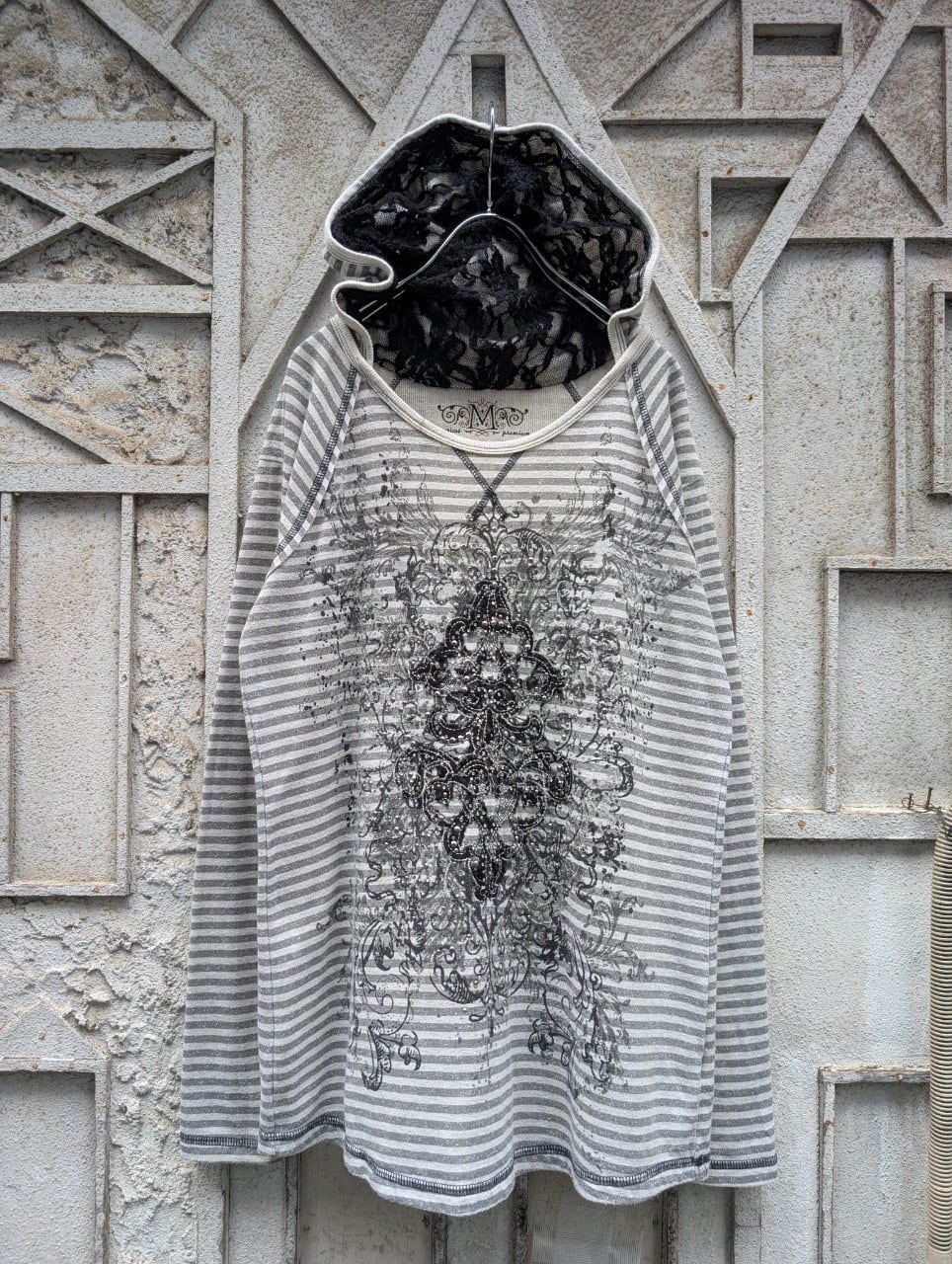 "Y2K" embroidered botanical graphic & rhinestone L/S hoodie