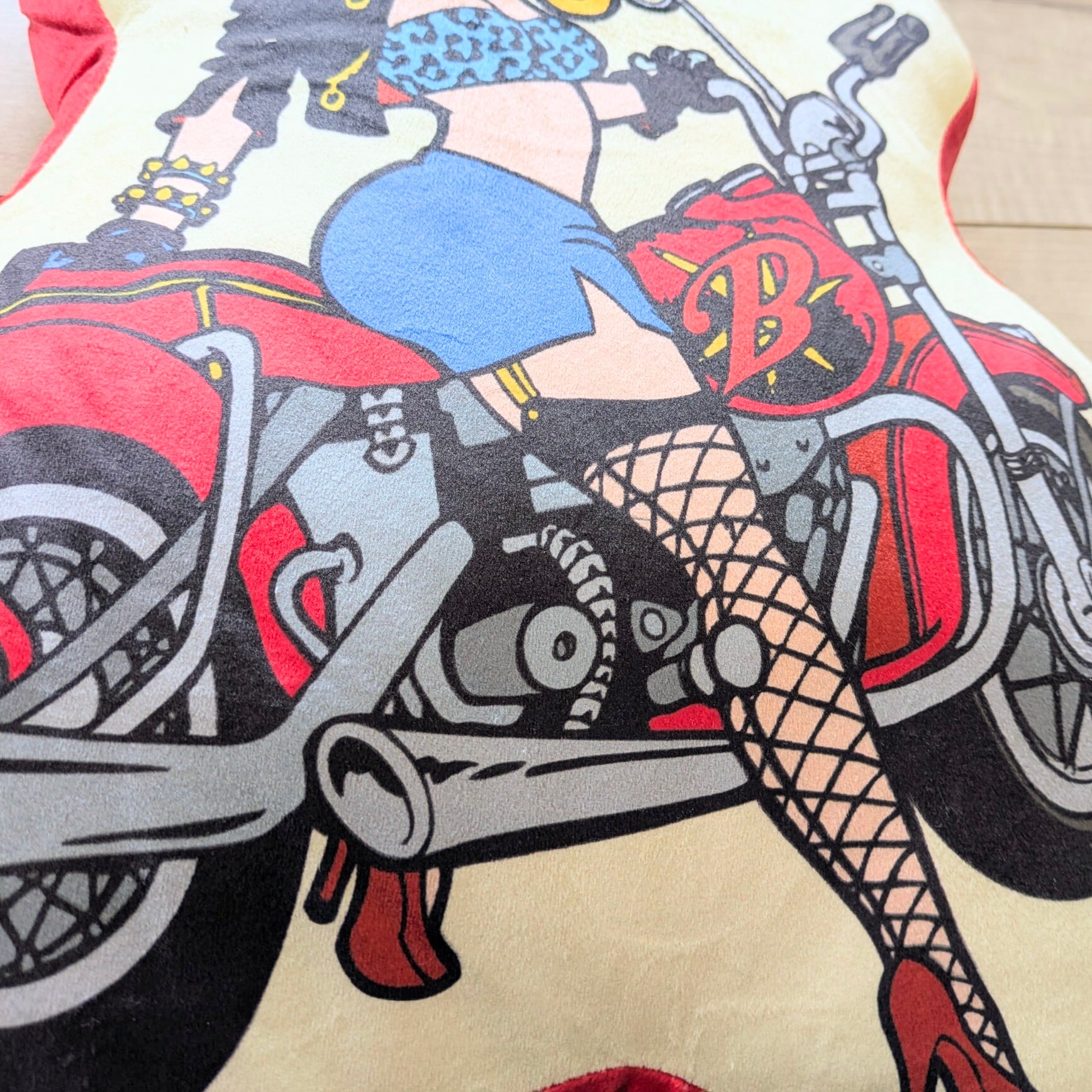 Betty Boop ( ベティ・ブープ ) ）】 DIECUT CUSHION / ダイカット