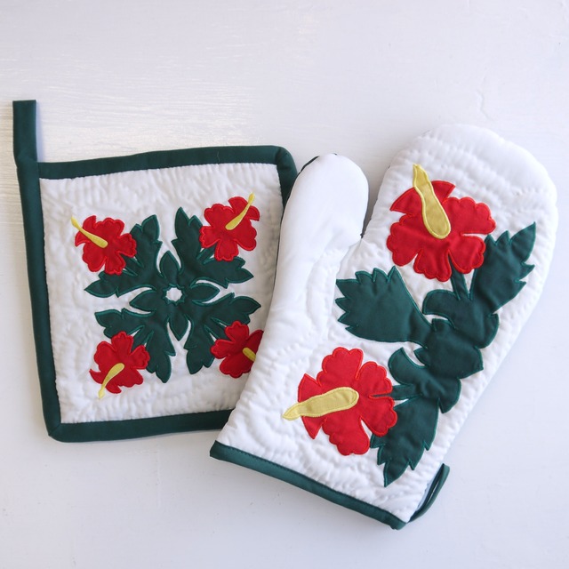 ★ハワイ直輸入★ハワイアンキルト ハイビスカス 鍋敷き＆ミトンセット／キッチンセット＜レッドハイビスカス＞