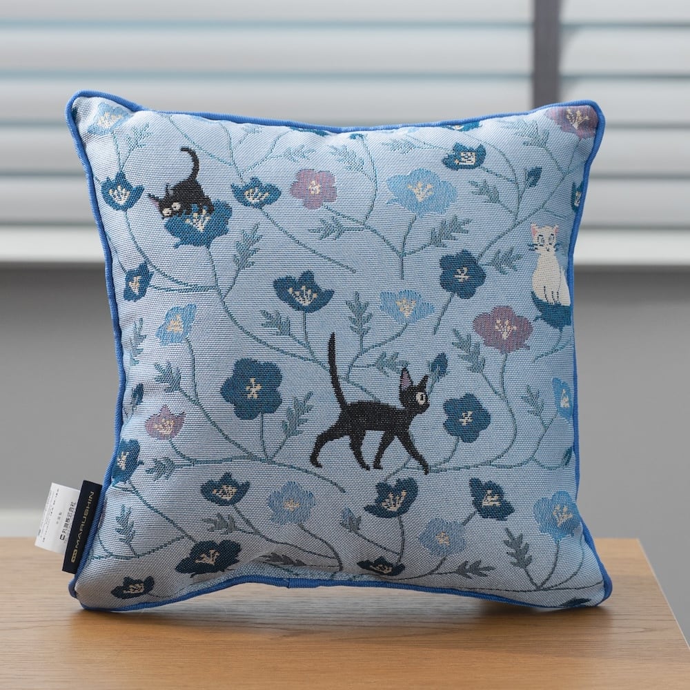 魔女の宅急便 クッション 青のじゅうたん（2219） | すすのこ商店