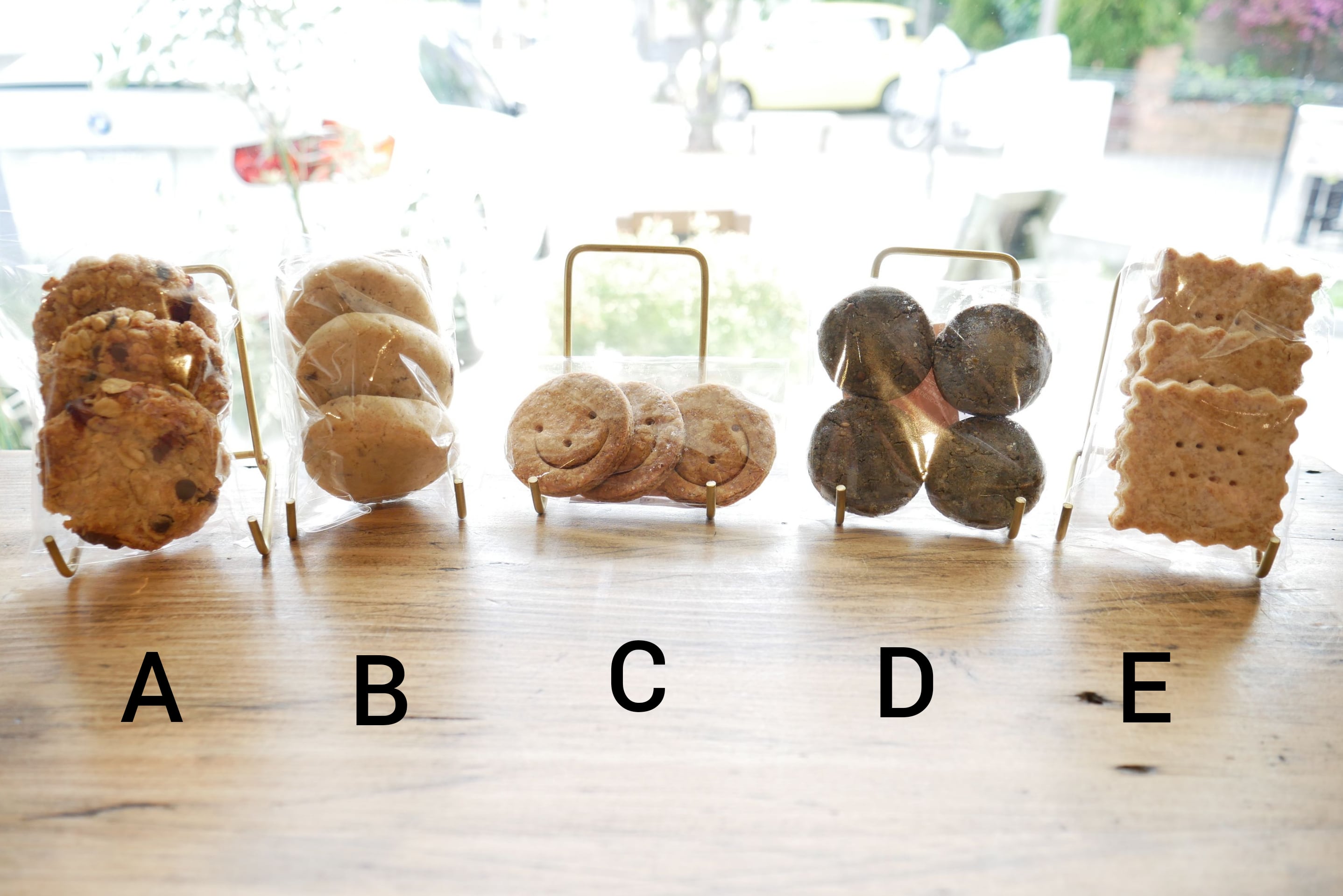 美味しそうな食べ物 ギフトボックス おいしいギフトボックス from 逗子（瓶詰めソースとクッキー