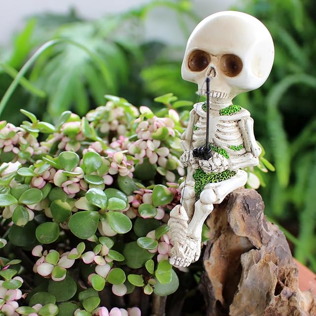 スカル置物 頭蓋骨 髑髏 骸骨 ハロウィン飾り 髑髏頭 ガイコツ 釣り像
