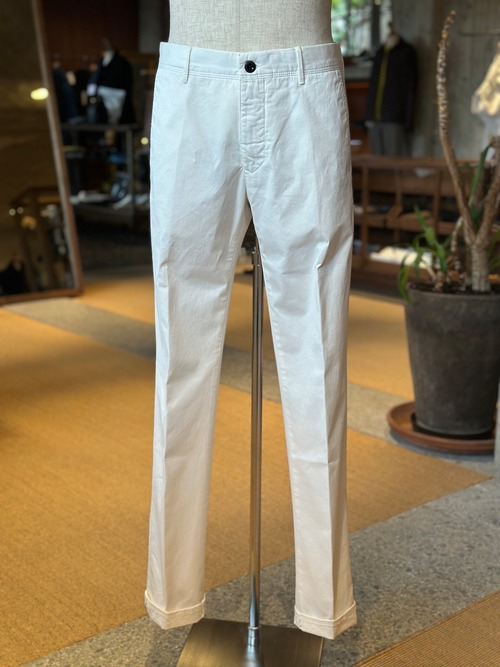 INCOTEX / ガーメントダイオーガニックコットンストレッチチノテーパードパンツ