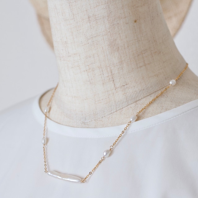 Stick Pearl Necklace