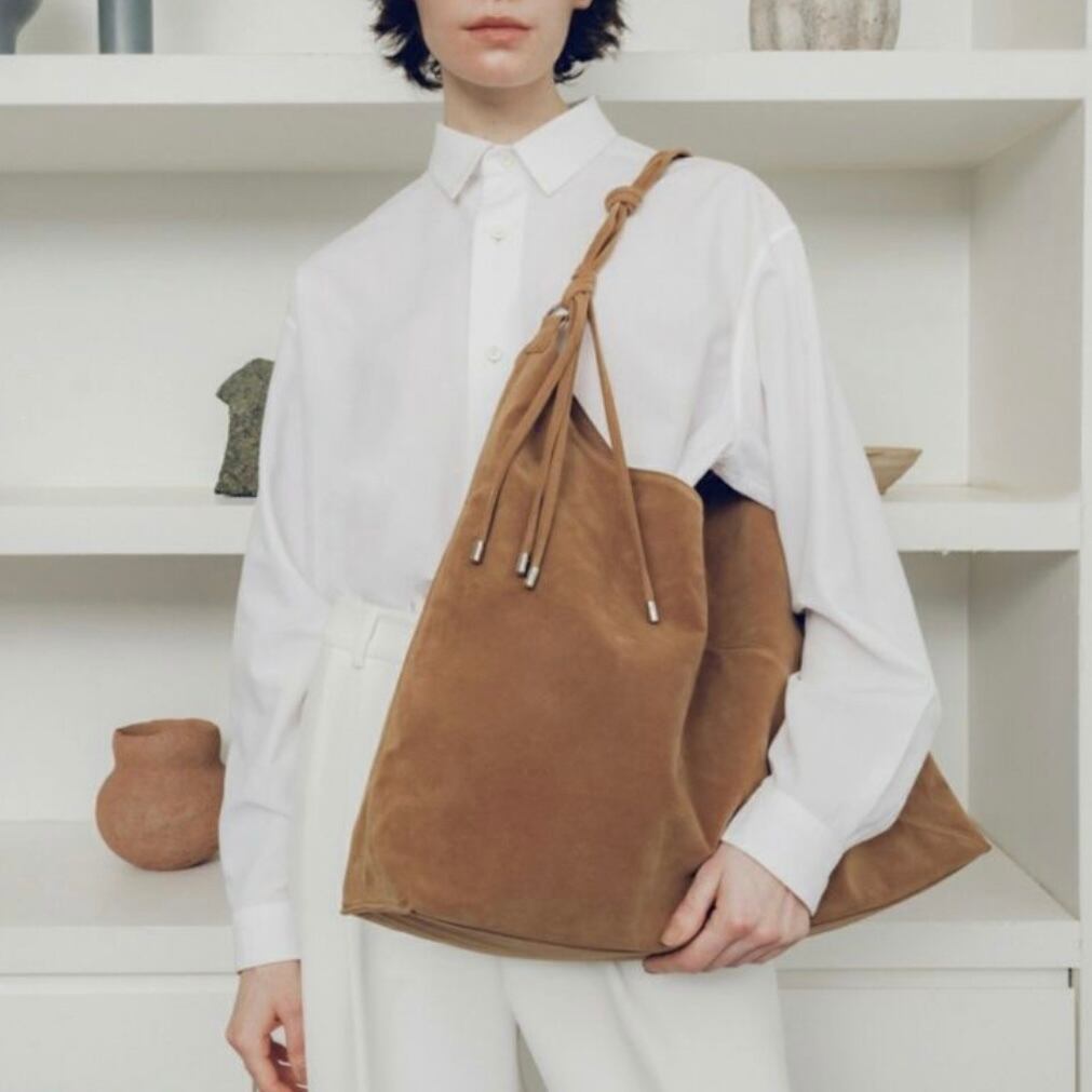 【 LE VERNIS 】Knot handle bag