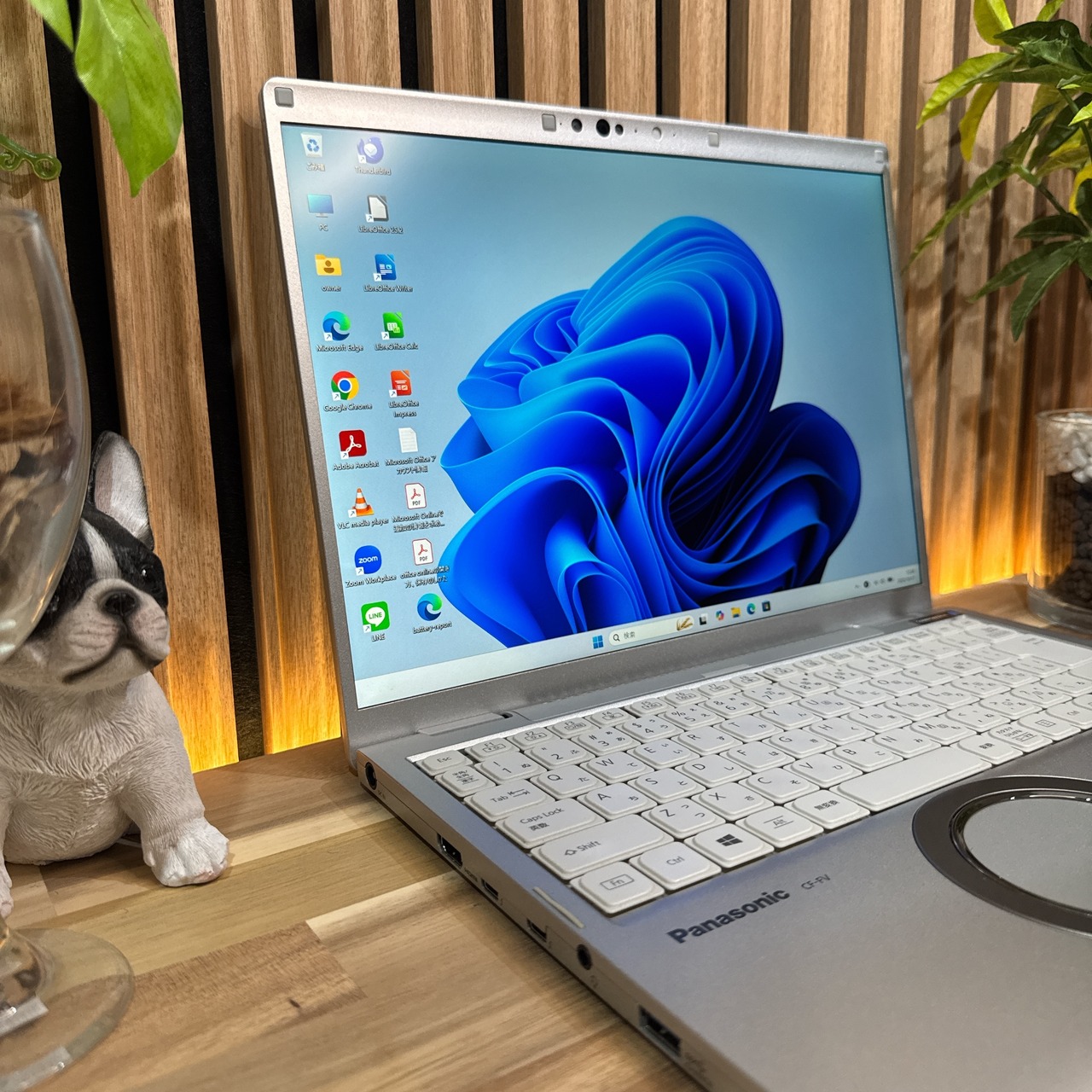 \ 公式ショップ限定価格❣️/ 人気《高画質》Panasonic Let’s Note FV1 第11世代 メモリ16GB SSD256GB ノートパソコン 安心サポート&3ヶ月保証付き