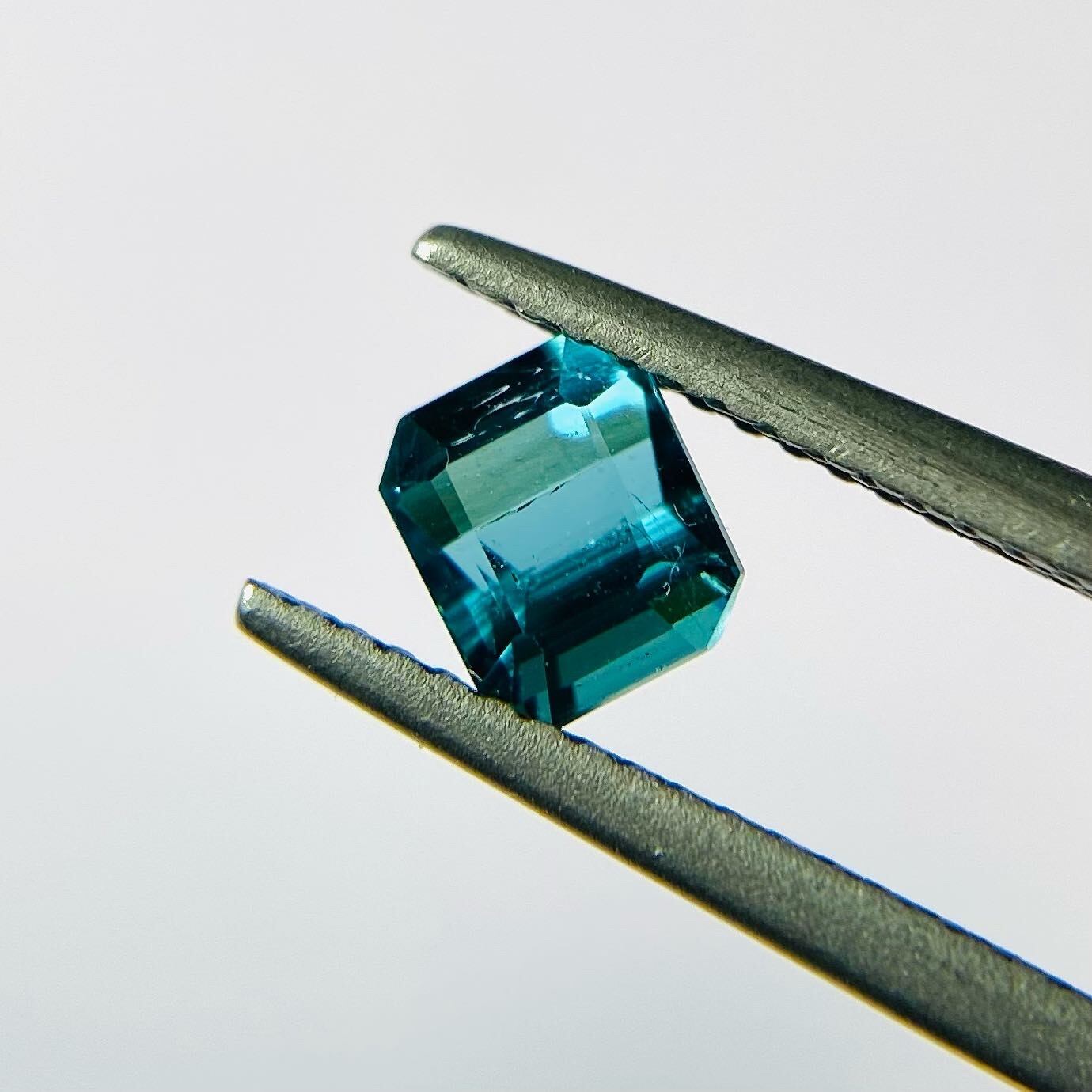 ラグーン〜ピーコック+ネオン感な極上カラー トルマリン4