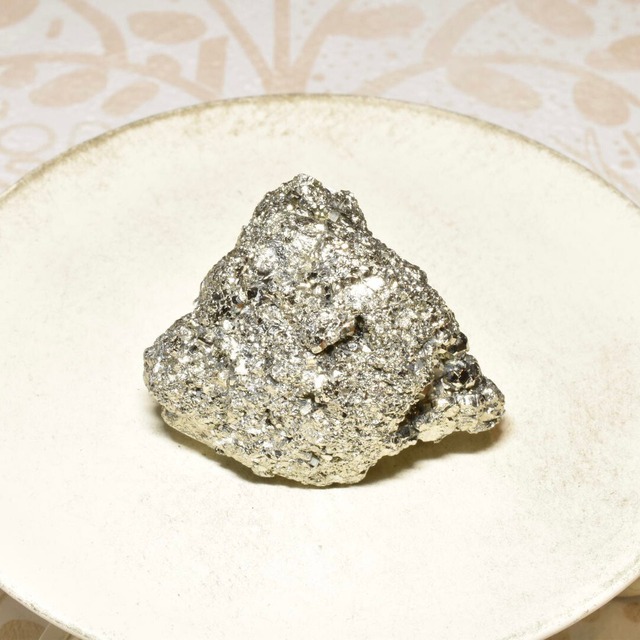 パイライト 原石　高品質　ペルー産　PRG05