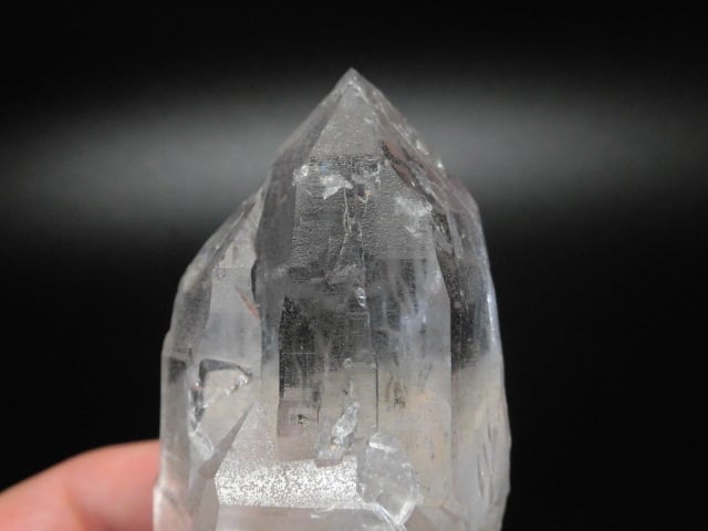 【送料無料】【高品質】神々の住む山　ガネーシュヒマール産水晶ポイント