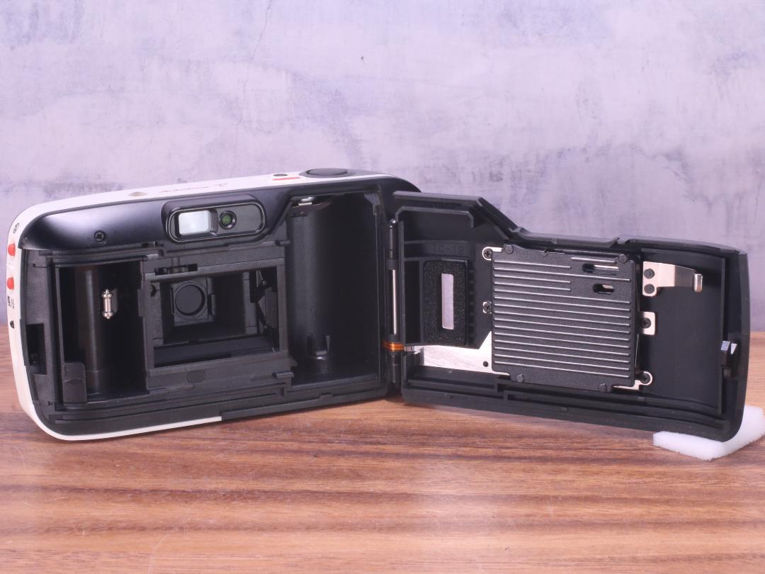 Canon Autoboy F パンダカラー | Totte Me Camera