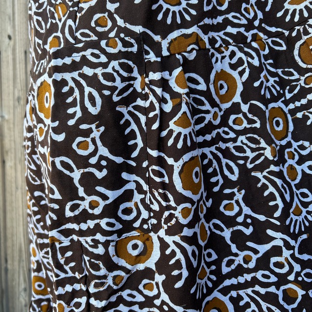 ゆったりワイバックワンピース