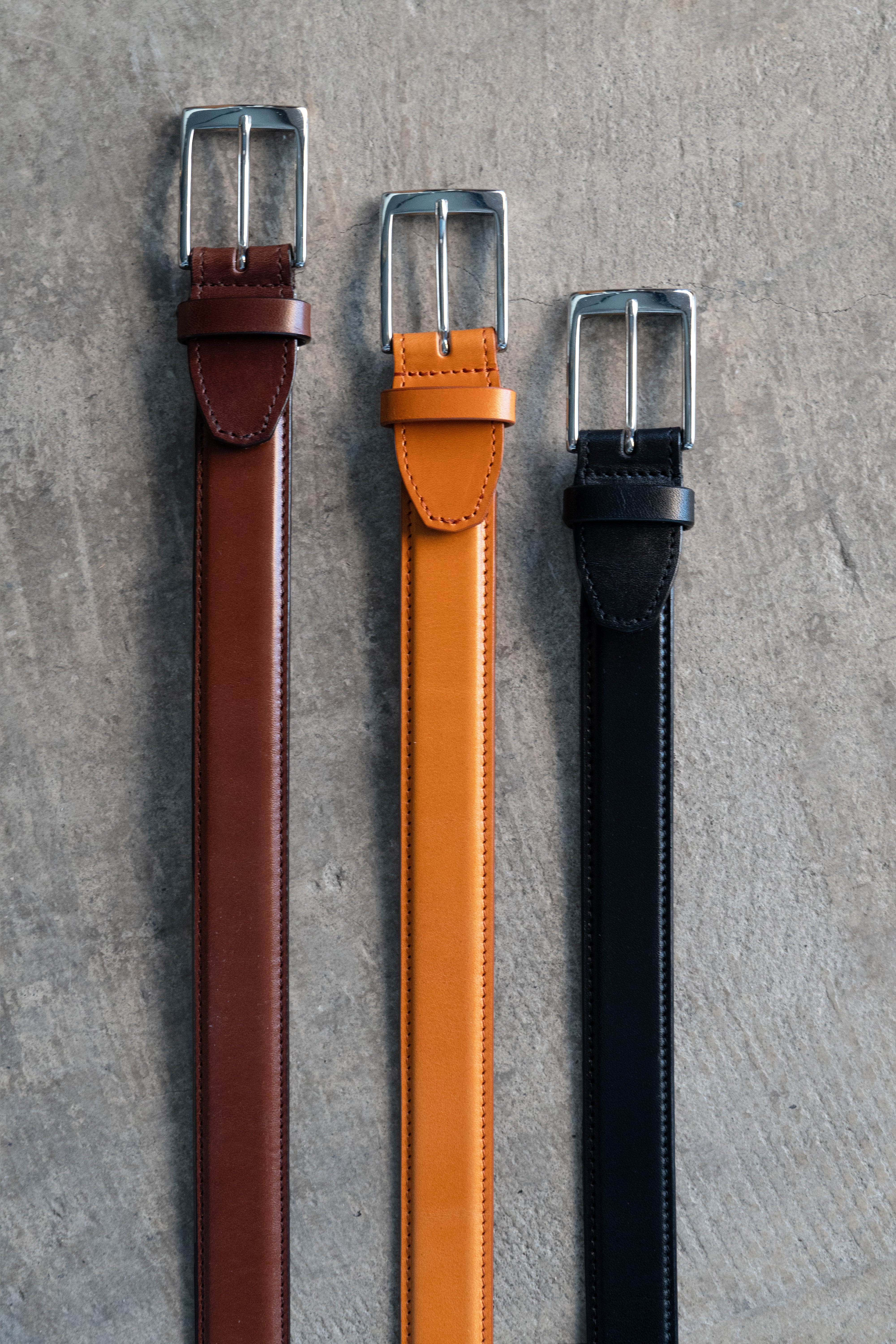 幅30mm ビジネスベルト / ハーネスレザー / オメガ付きバックル【送料