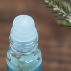 緩 -yurumu- ｜肩こり・首すじに心地よい癒しを。天然アロマのロールオンオイル