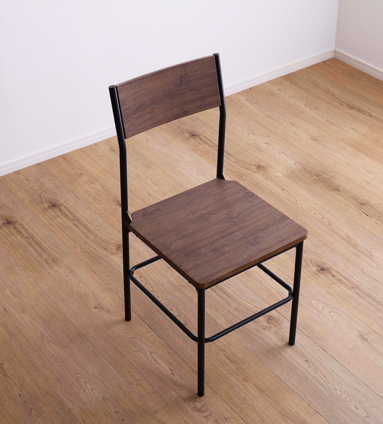 ヴィンテージ背もたれ付きチェア2脚セット