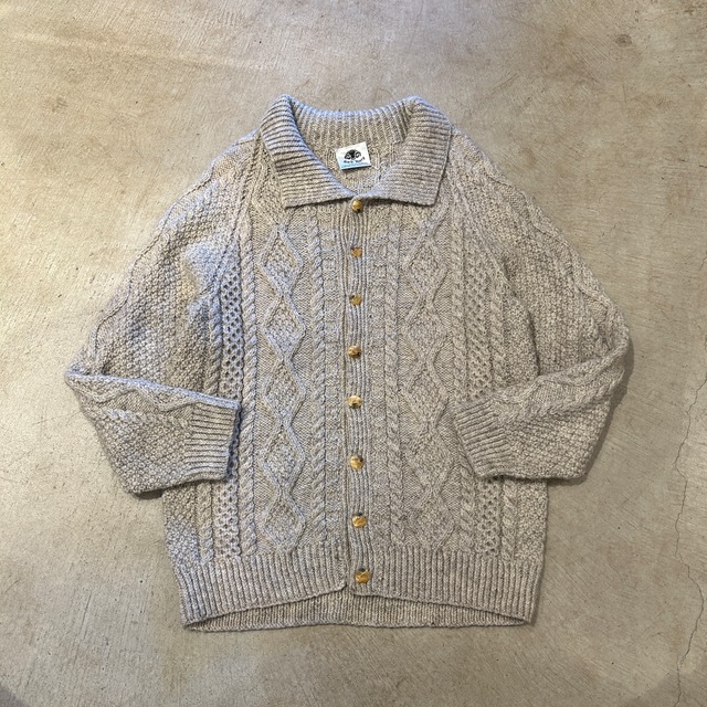 BLACK SHEEP WOOL CARDIGAN