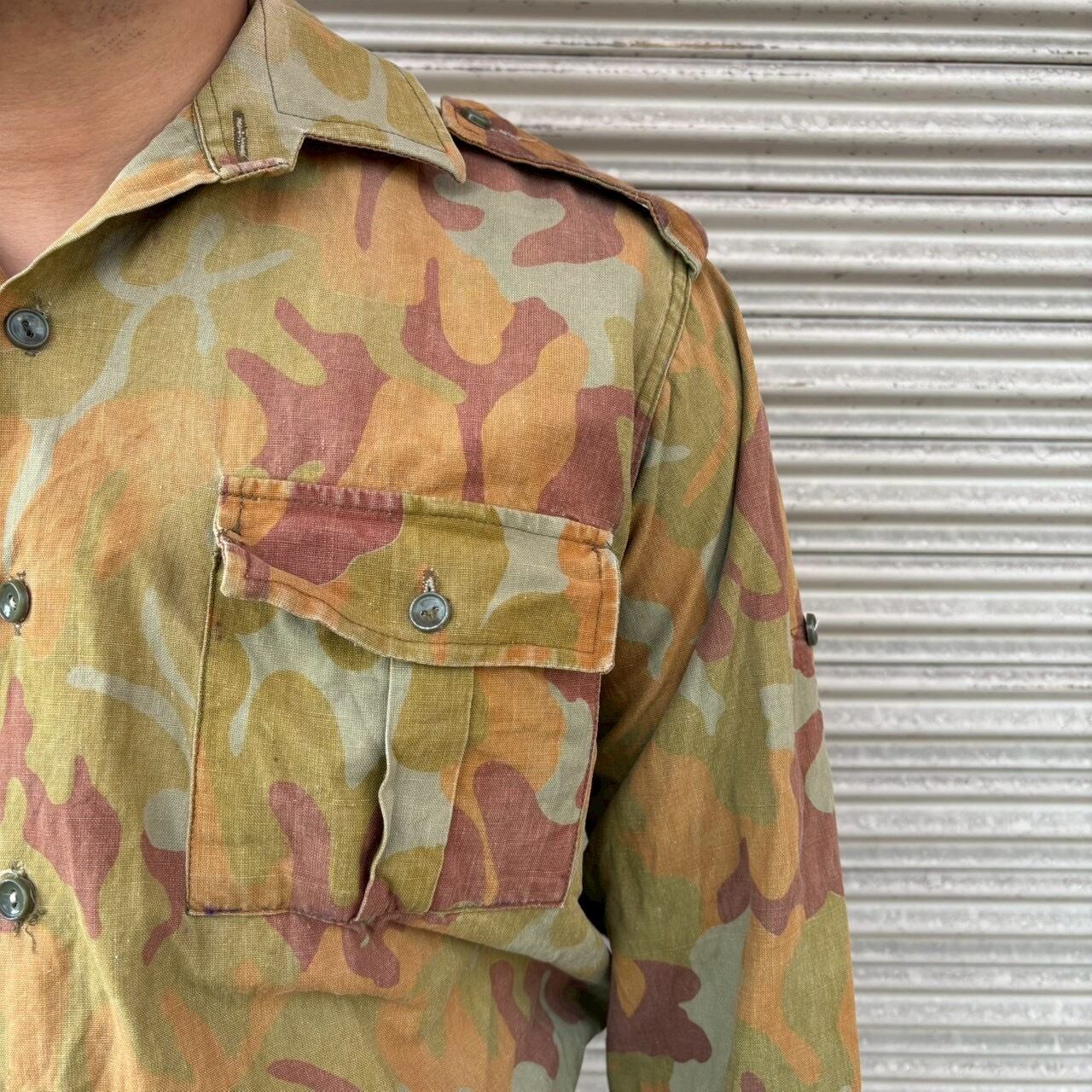 希少 ルーマニア軍 実物 90s リーフカモ 迷彩 フラージュ M-90 シャツ