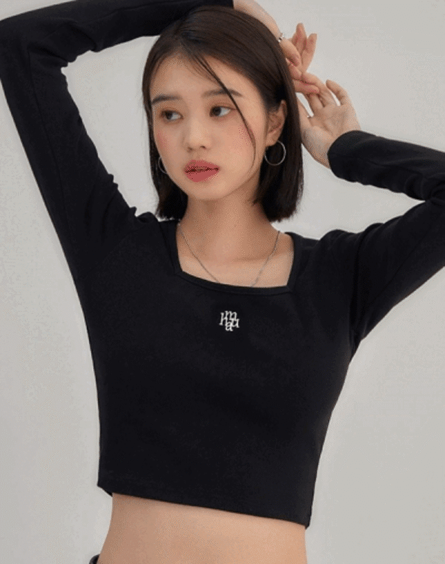 ★1 + 1【muahmuah】SQUARE NECK CROP LONG SLEEVE - 5COLOR