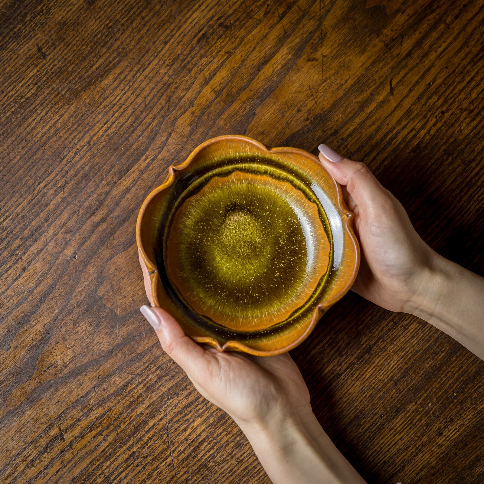 平向付 輪花3弁 窯変蕎麦釉（小鉢・向付） ／北側雄一