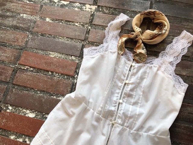 Vintage lace salopette