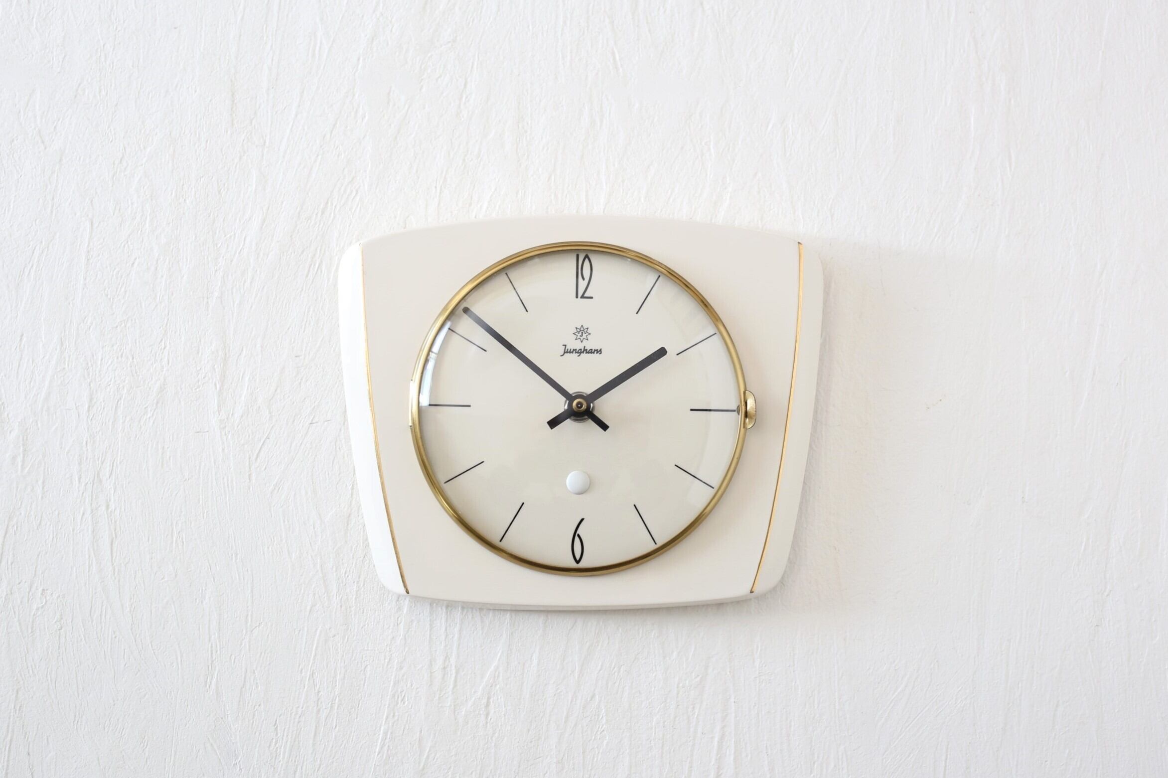 ドイツ アンティーク ヴィンテージ Junghans ユンハンス 陶器 台形小 (単3電池式クォーツ)N-03977