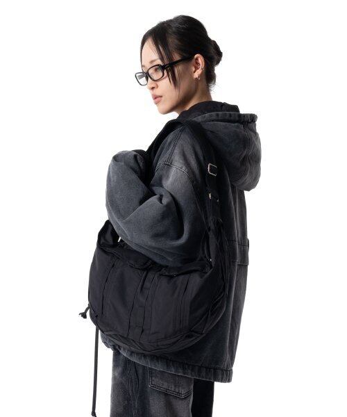 ☆BOYNEXTDOOR ウナク 着用！！【IUGAMAKARAS】Taped Shoulder Bag
