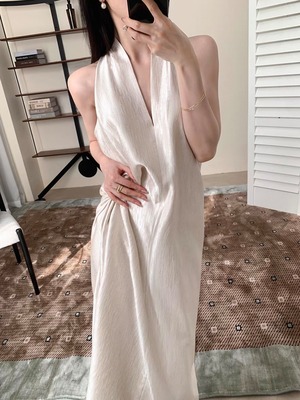 halter neck elegant long dress.3231