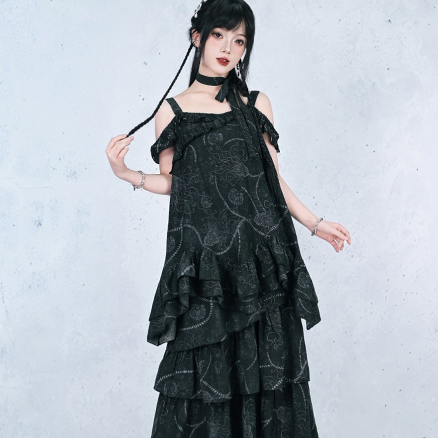 サブカル系 中華ゴシック オフショルキャミワンピ 黒 ティアード
