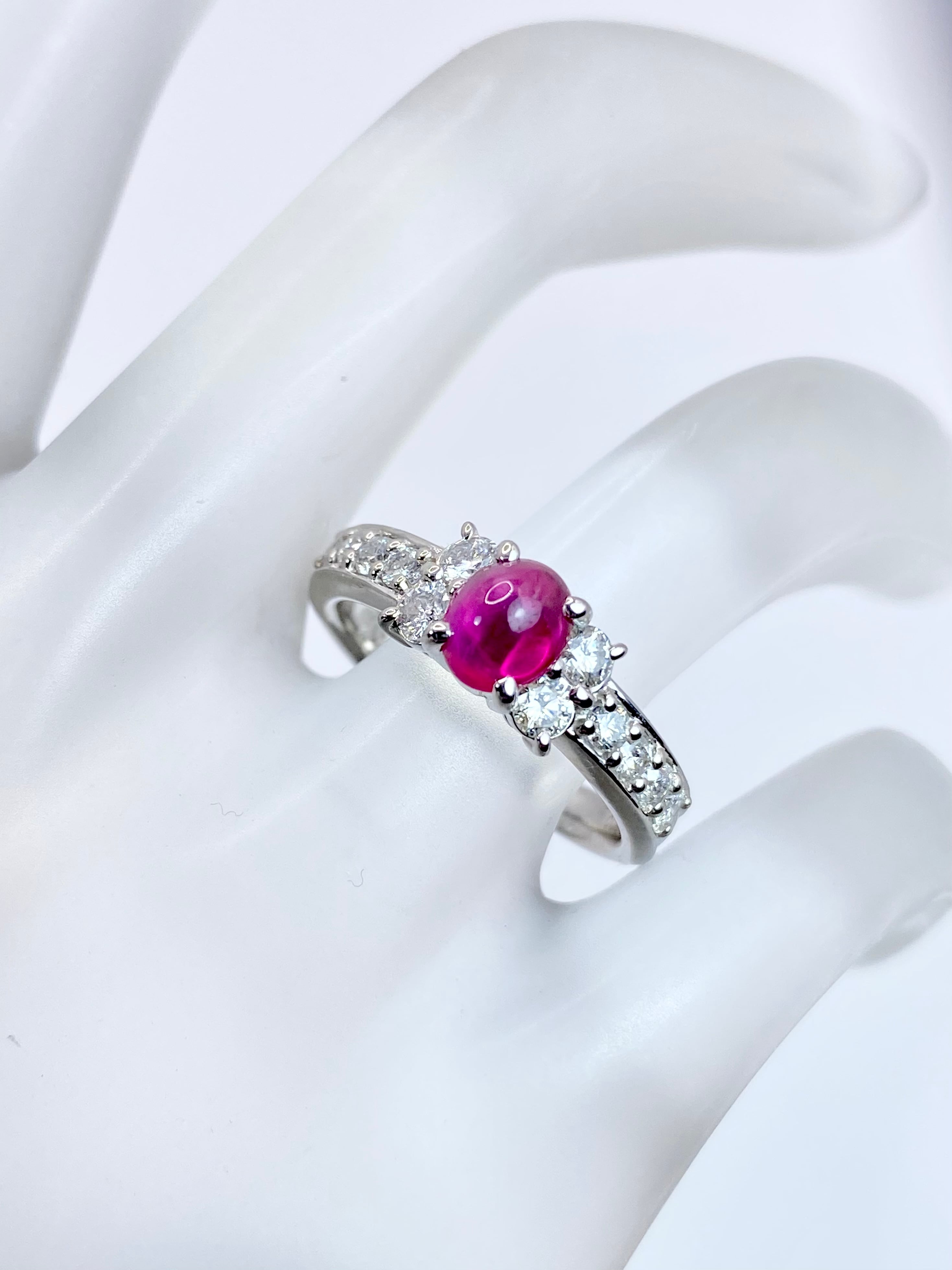 ルビー（キャッツアイ風）0.71ct / ダイヤモンド 計0.50ct Pt900